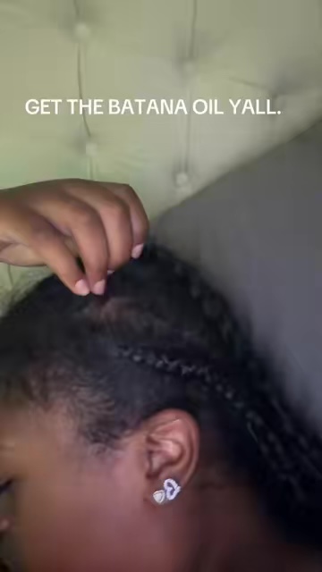 Vídeo de @therealkaycash_ vendendo Óleo de batana com alecrim, kit com 3